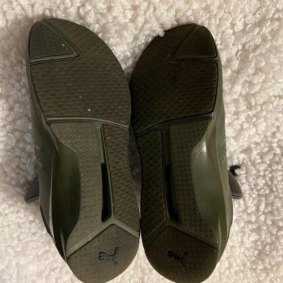 Kylie Jenner's Green Puma Fierce KRM Size 7 - Picture 6 of 9